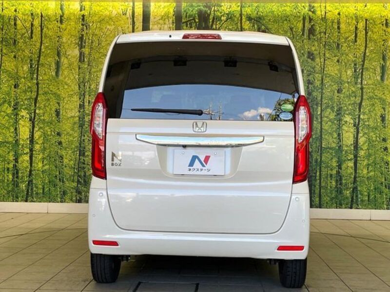 N BOX
