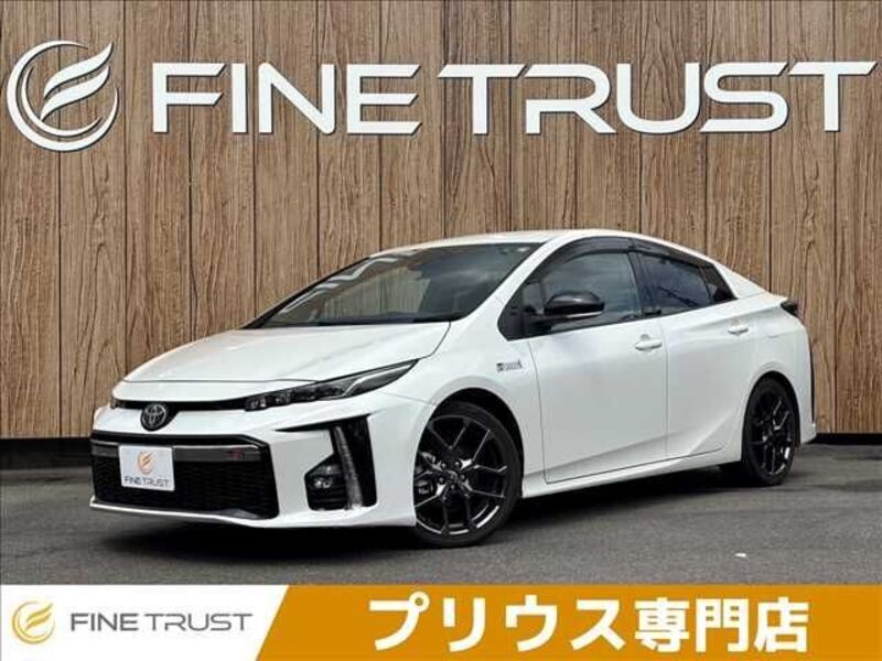 TOYOTA PRIUS PHV