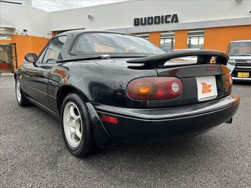EUNOS ROADSTER