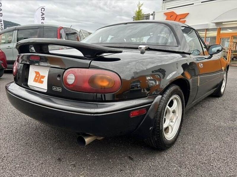 EUNOS ROADSTER