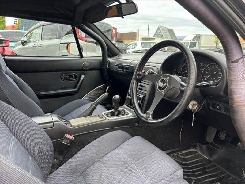 EUNOS ROADSTER