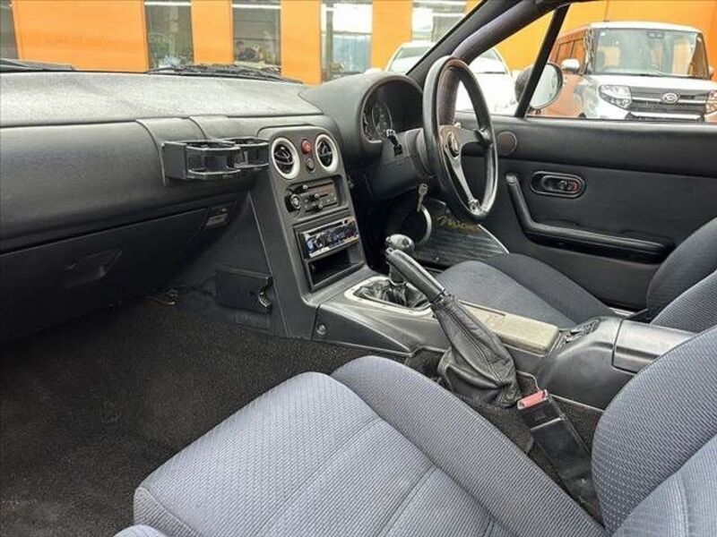 EUNOS ROADSTER
