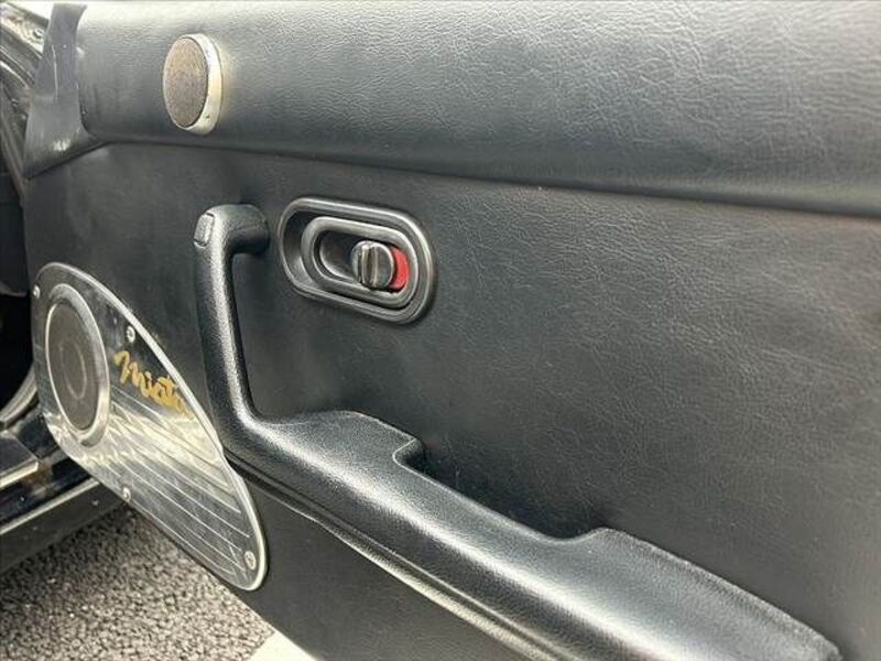 EUNOS ROADSTER