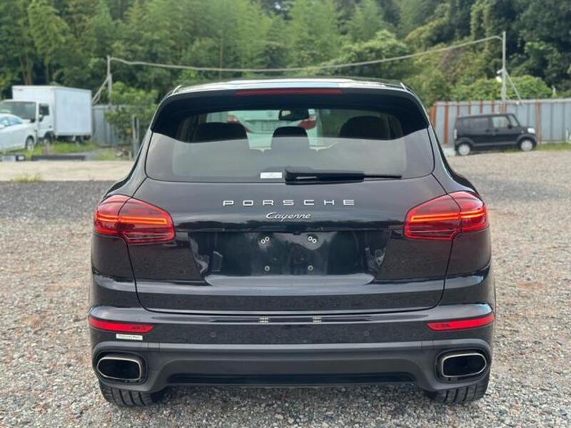 CAYENNE