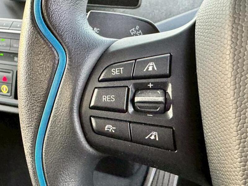i3