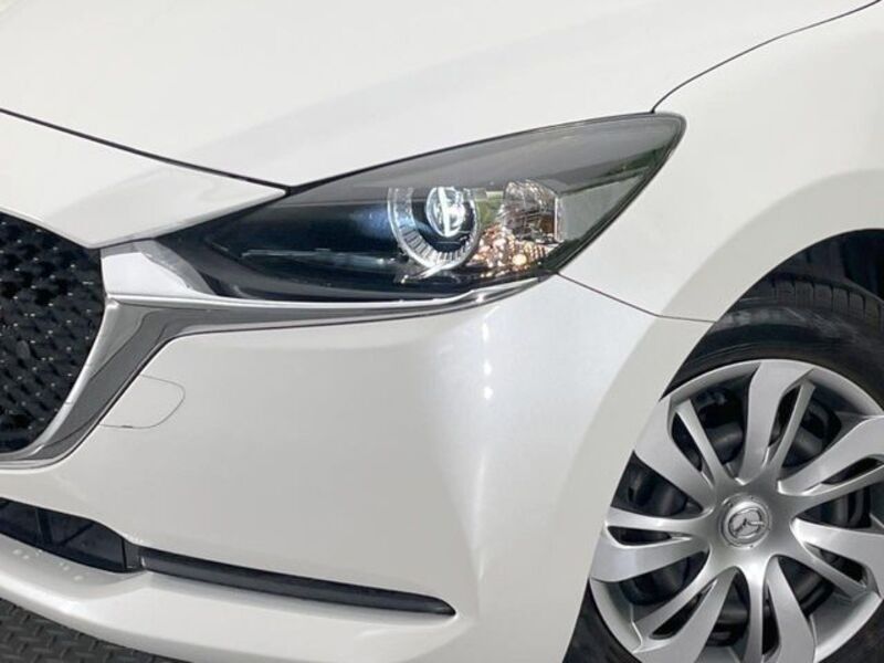 MAZDA2