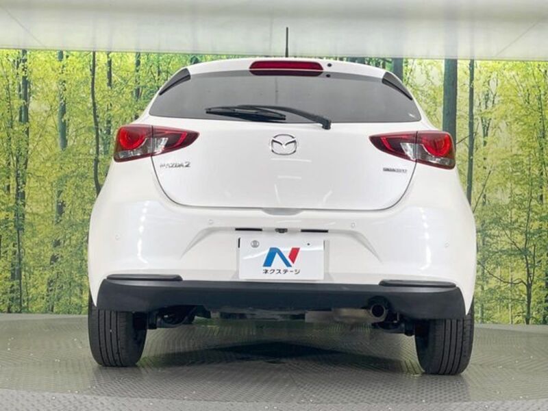 MAZDA2
