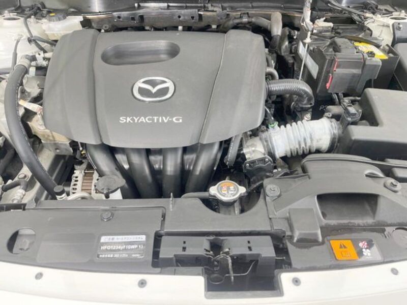 MAZDA2