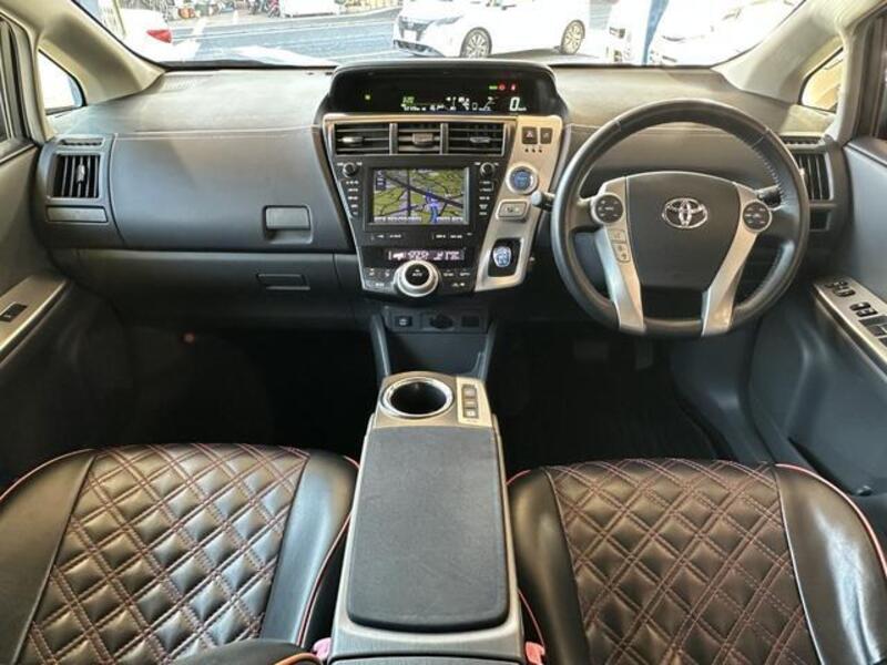 PRIUS ALPHA