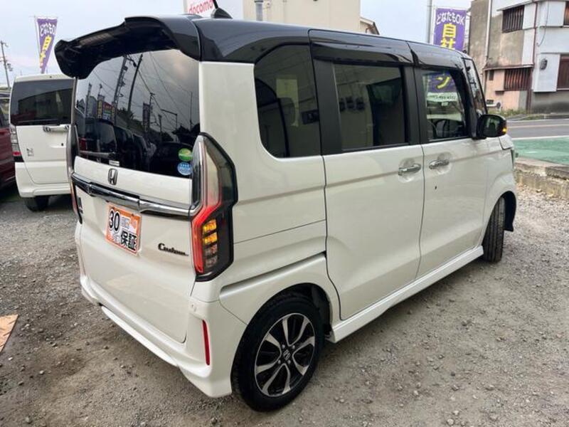 N BOX CUSTOM