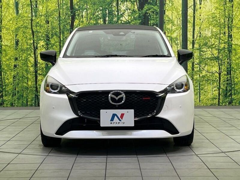MAZDA2