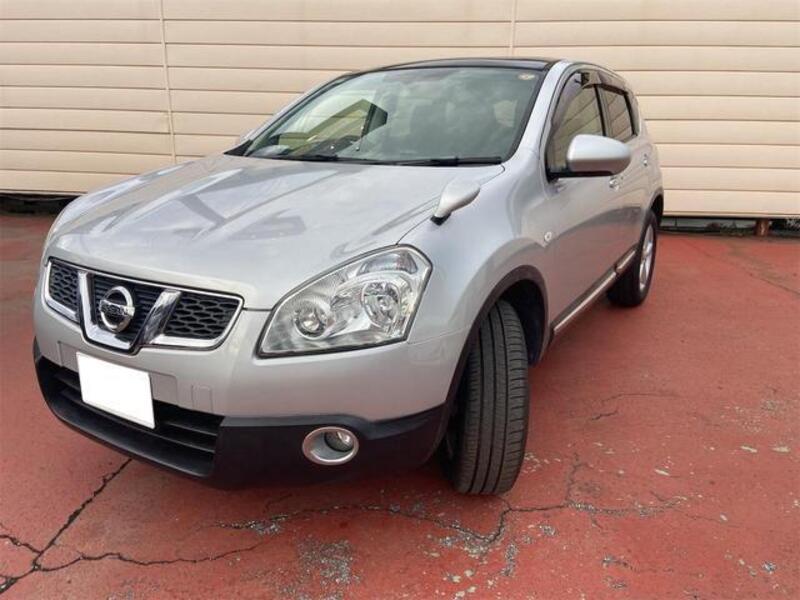 NISSAN DUALIS