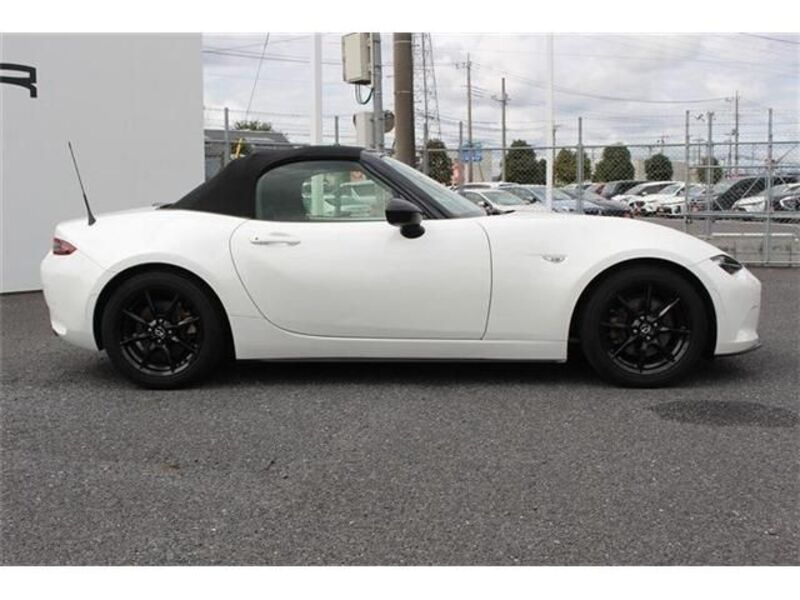 ROADSTER