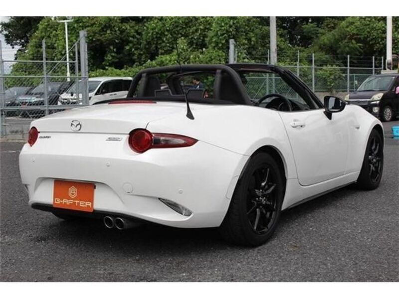 ROADSTER