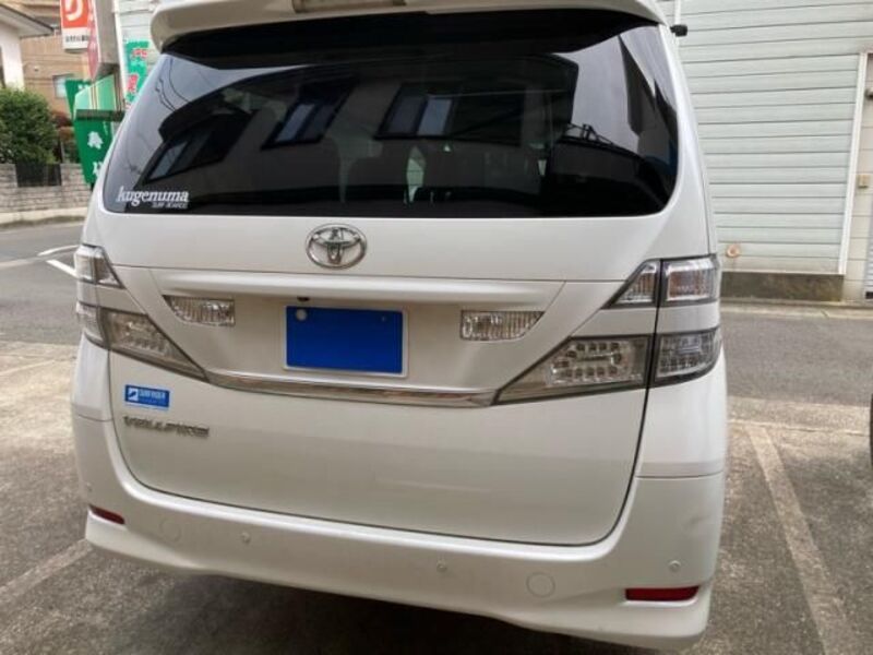 VELLFIRE