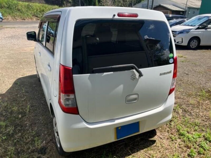 WAGON R