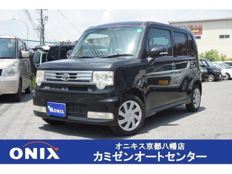 TOYOTA PIXIS SPACE