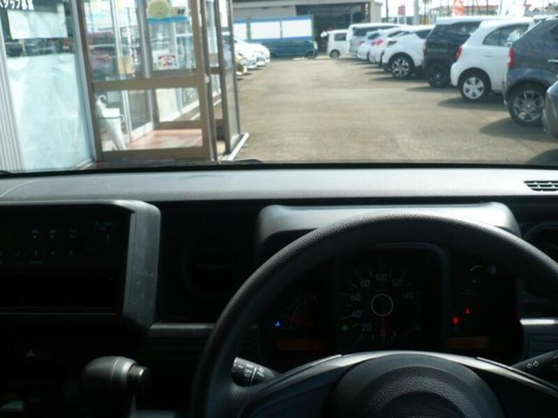 N-VAN