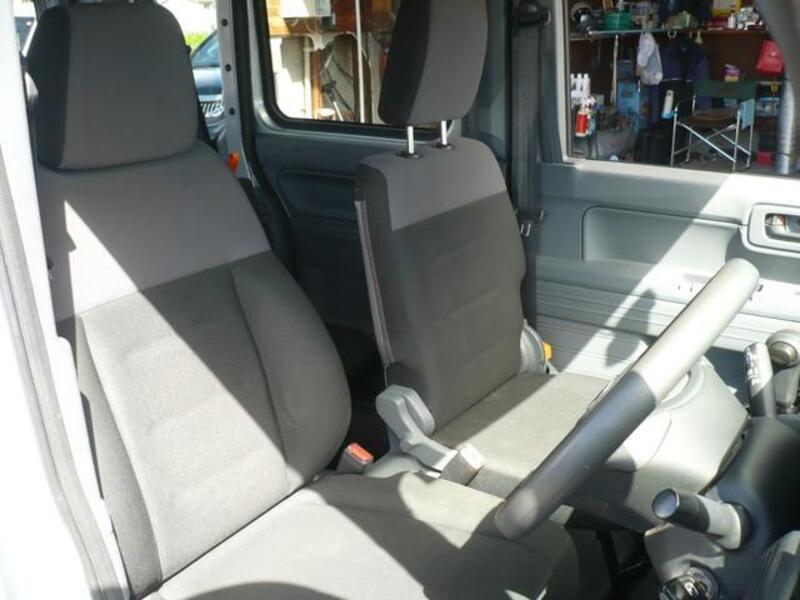 N-VAN