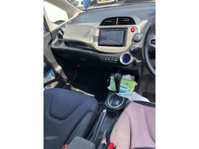 FIT HYBRID
