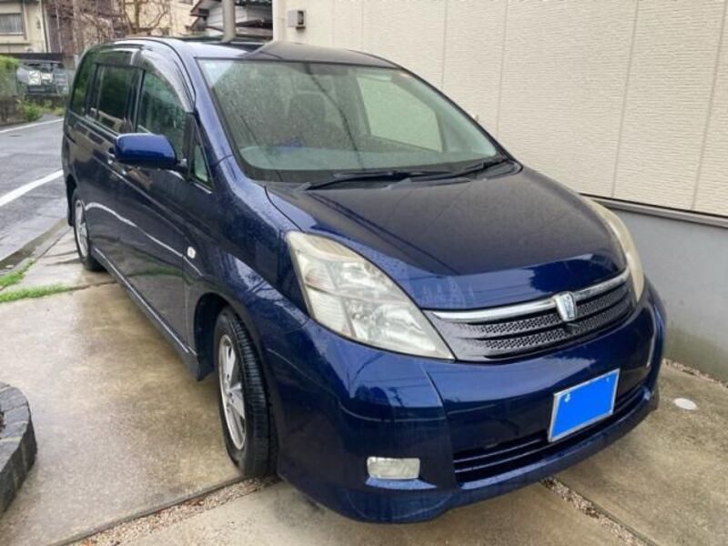 TOYOTA ISIS