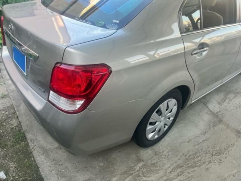 COROLLA AXIO