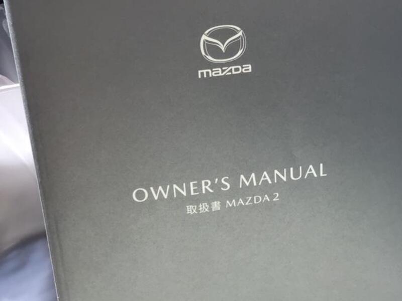 MAZDA2