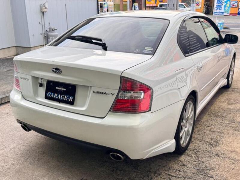 LEGACY B4