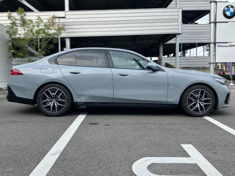 5 SERIES