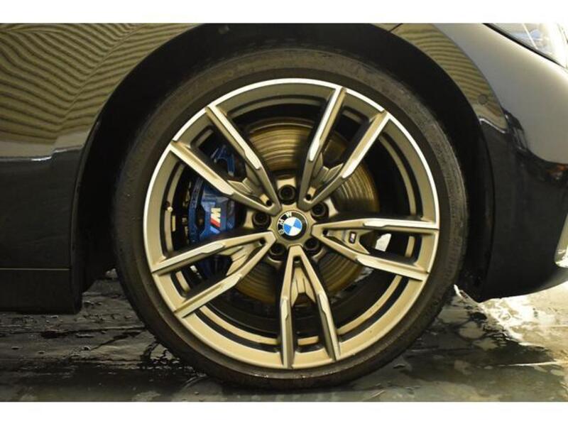 4 SERIES