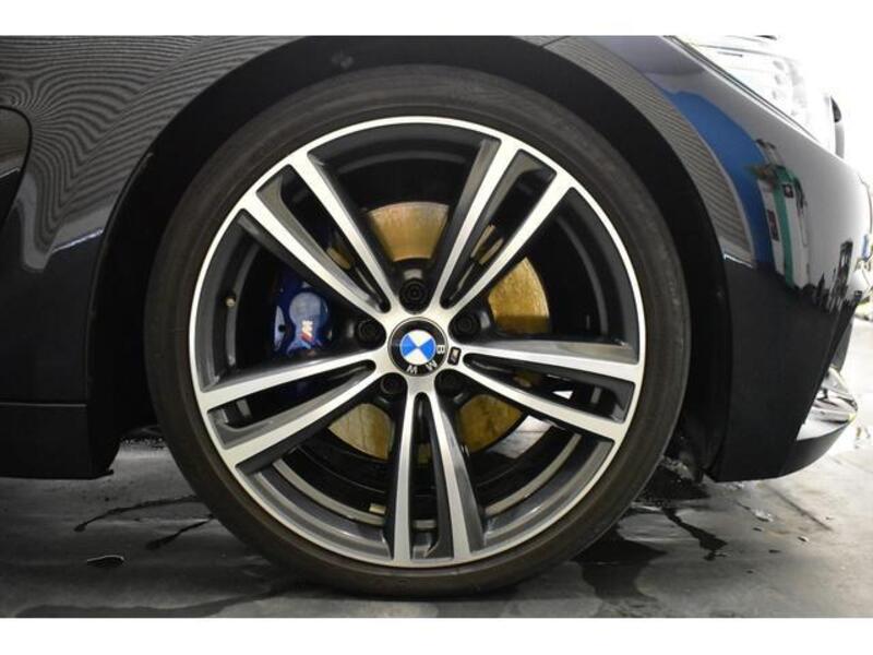 4 SERIES