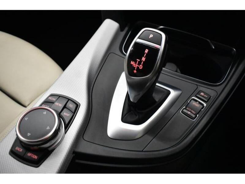 4 SERIES