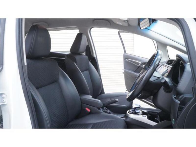 FIT HYBRID