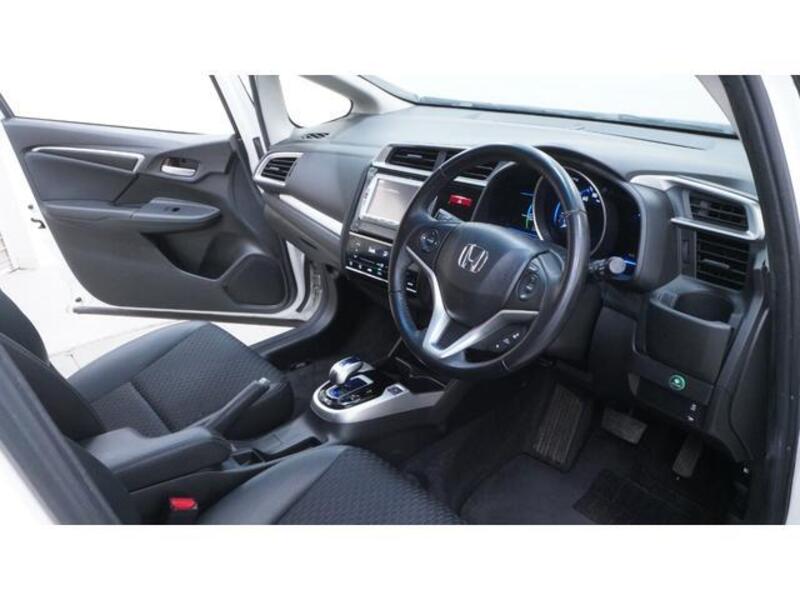 FIT HYBRID