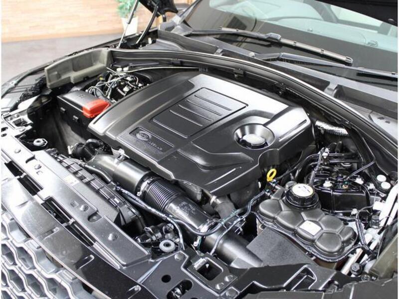 RANGE ROVER VELAR