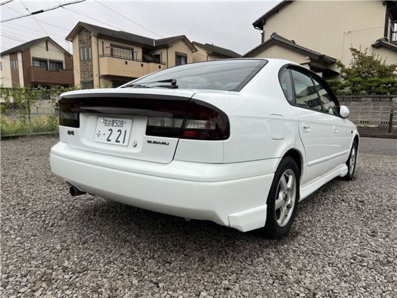 LEGACY B4