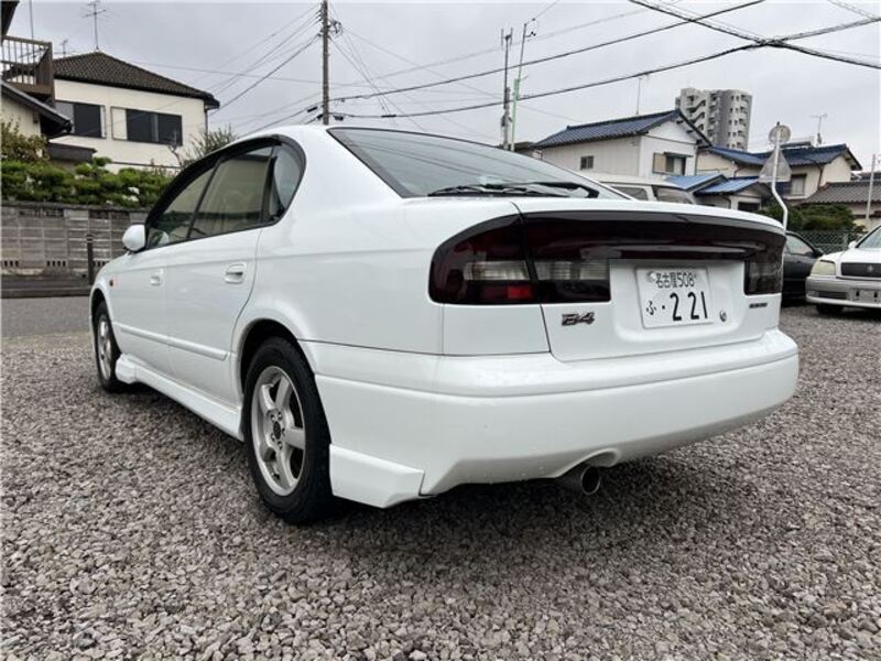 LEGACY B4