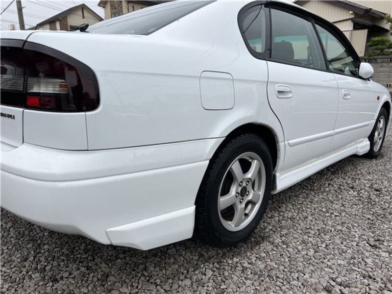 LEGACY B4