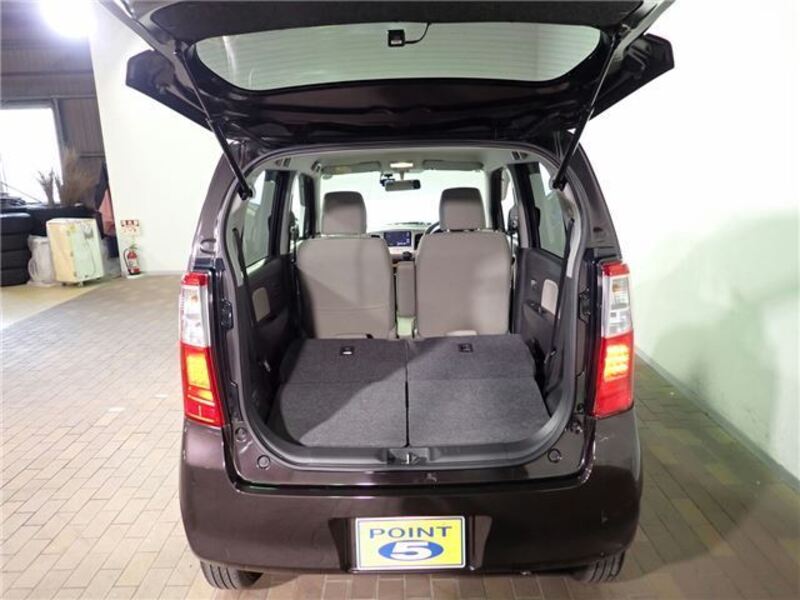 WAGON R