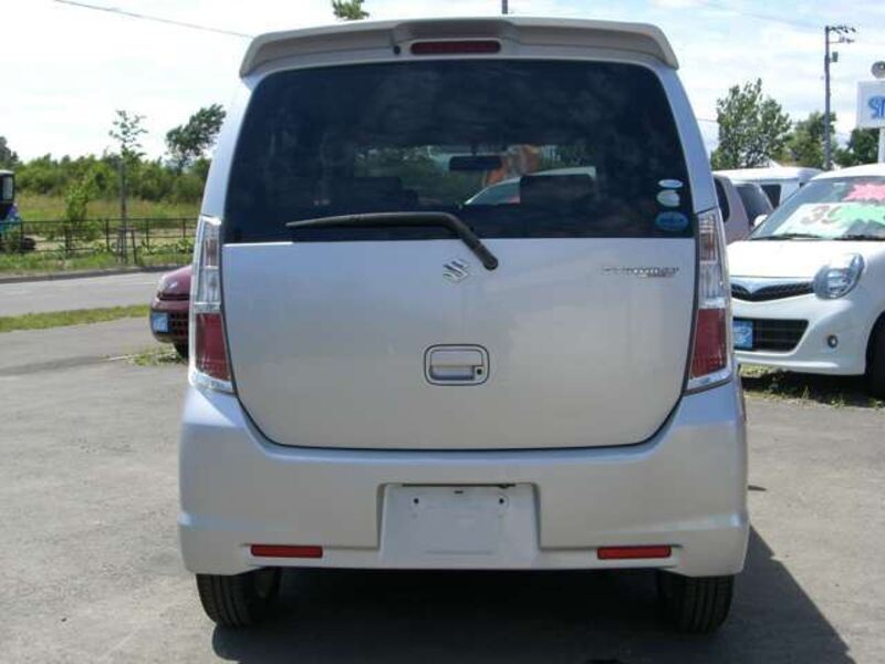 WAGON R