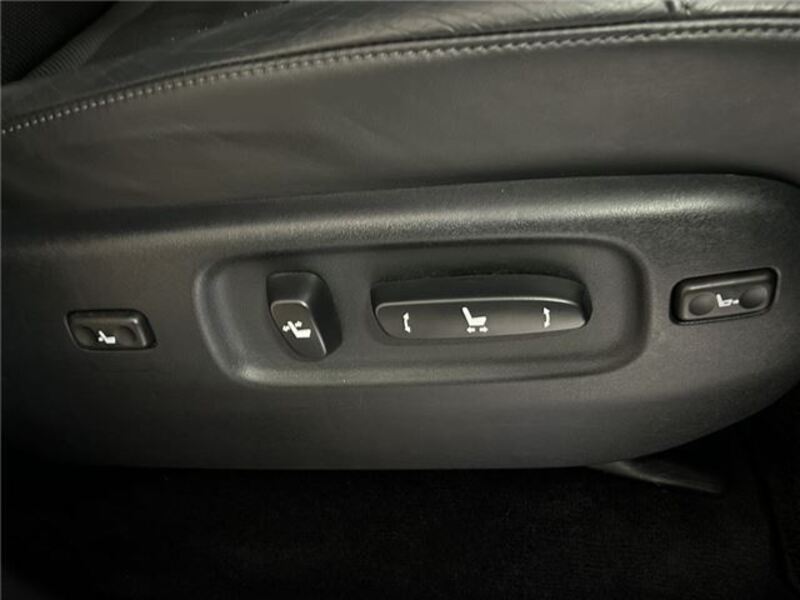 LX
