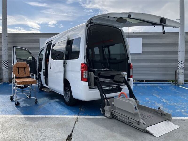 NV350 CARAVAN-0