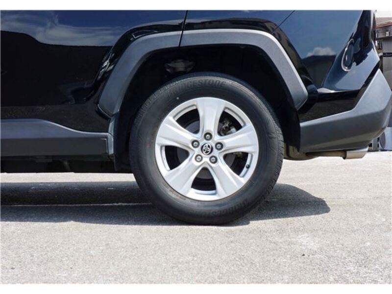 RAV4