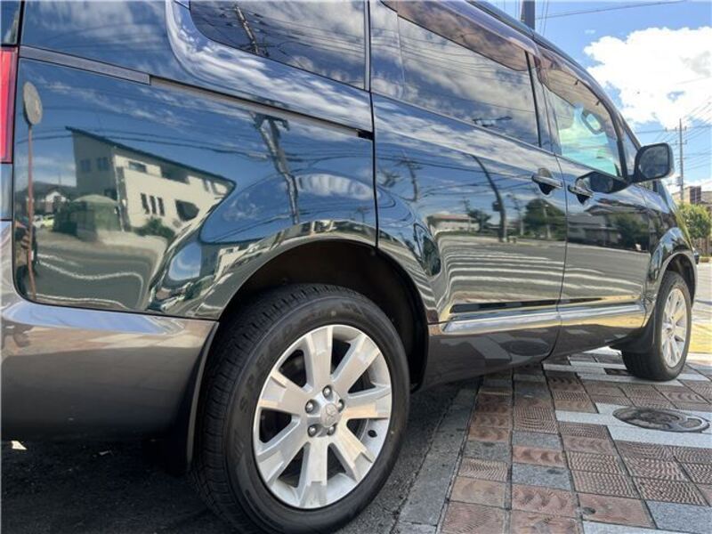 DELICA D5