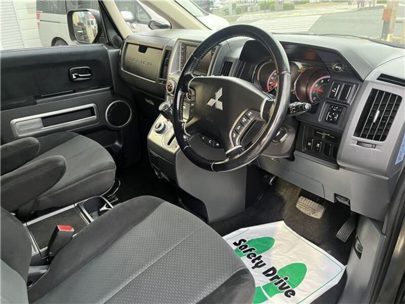 DELICA D5