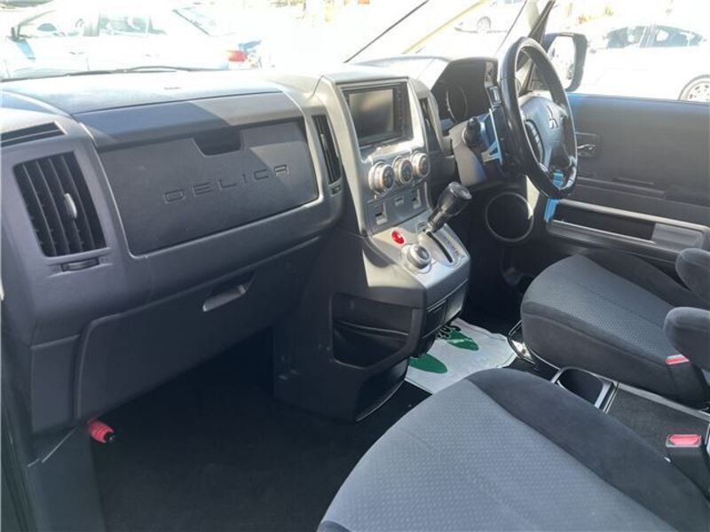 DELICA D5