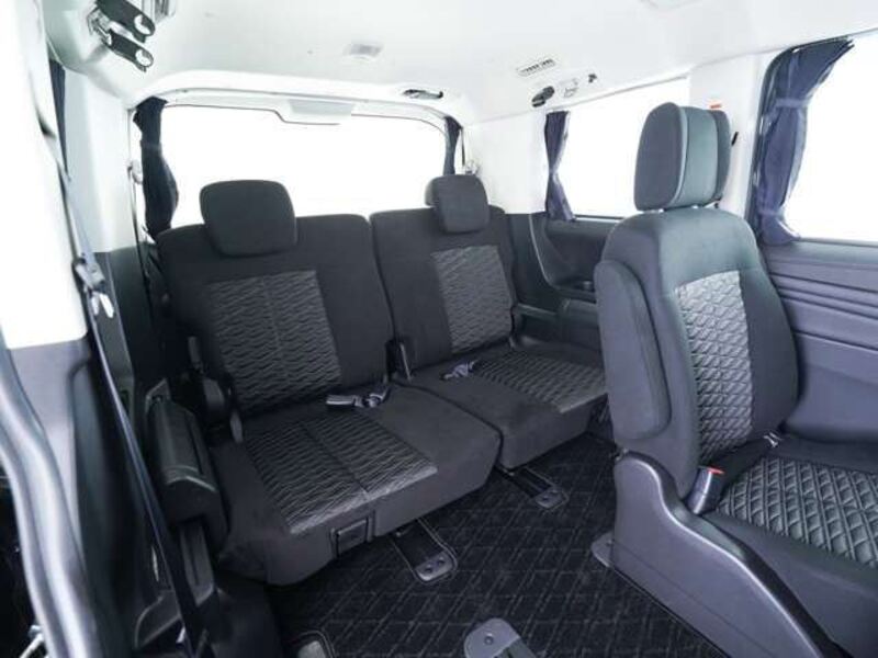 DELICA D5