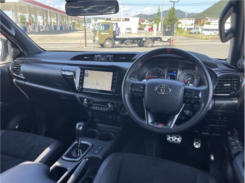 HILUX