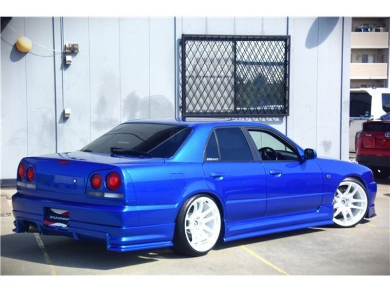 SKYLINE