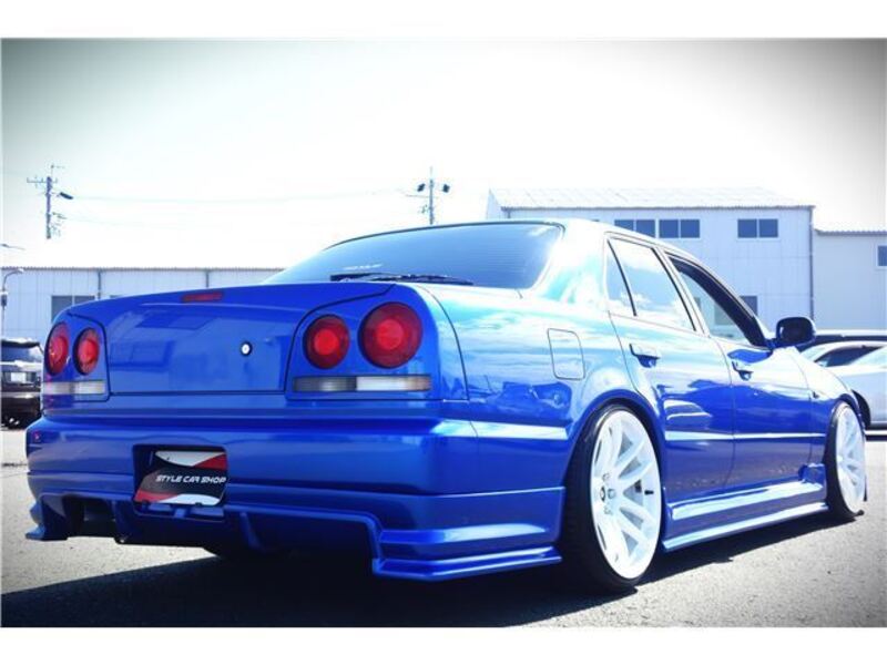 SKYLINE